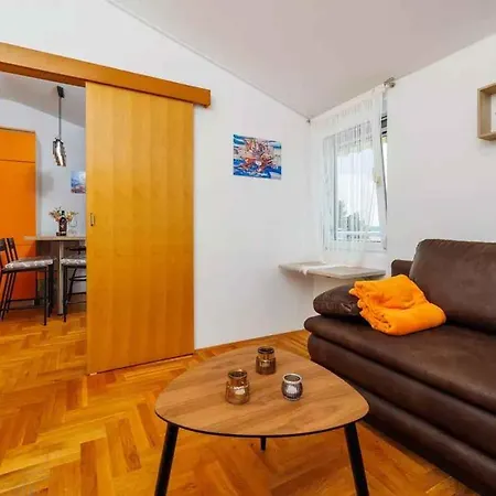 Lägenhet In Crikvenica 54337 Sopaljska