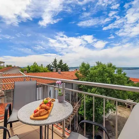 Lägenhet In Crikvenica 54337 Sopaljska
